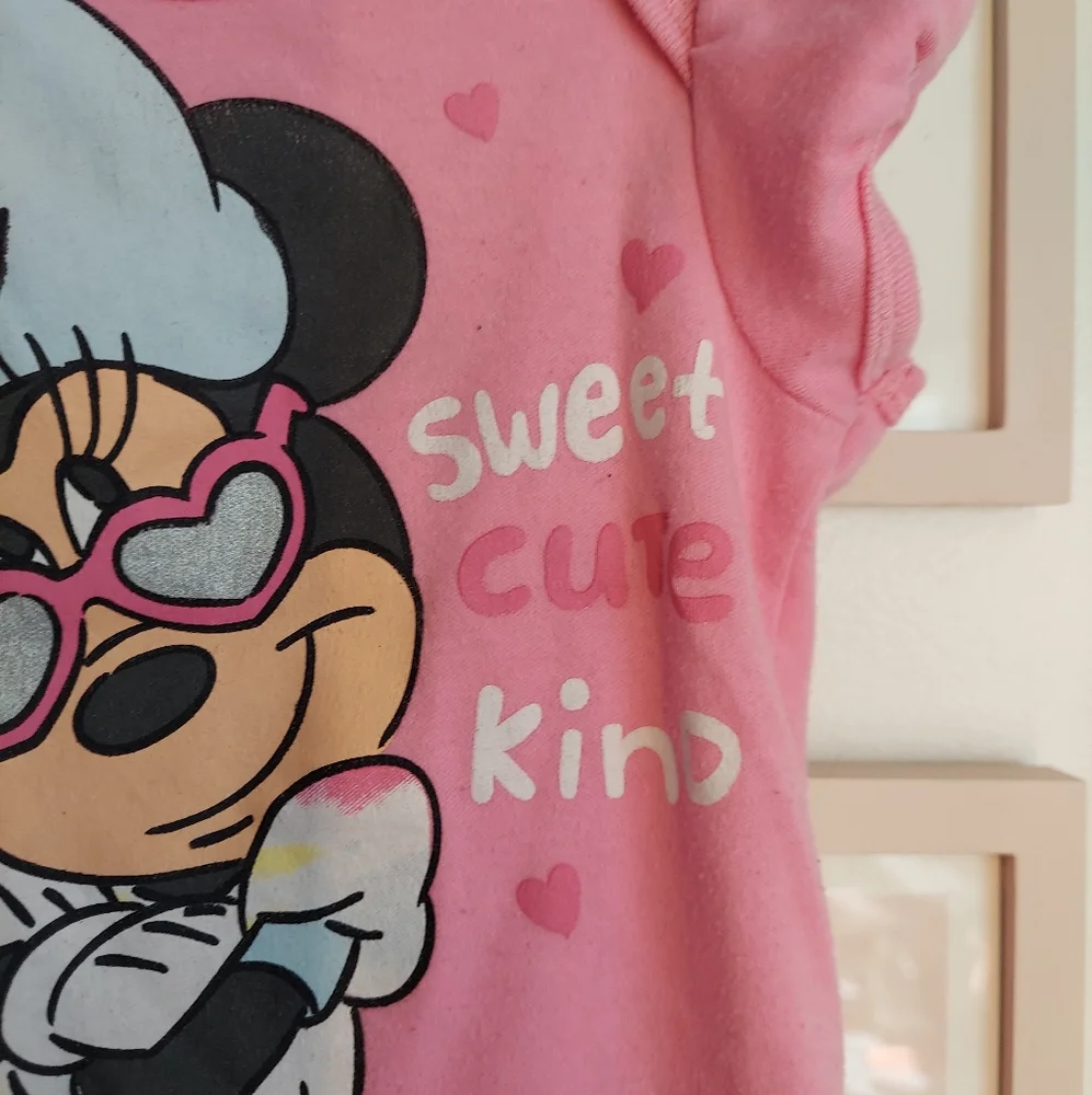 🎁10/$25 Minnie Mouse pink onesie, 3-6 months